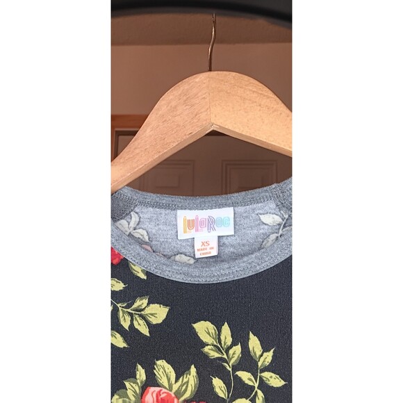 Women's LuLa Roe Gray Multi-Color Floral Jersey Shirt Polyester/ Spandex Size XS - Picture 3 of 4